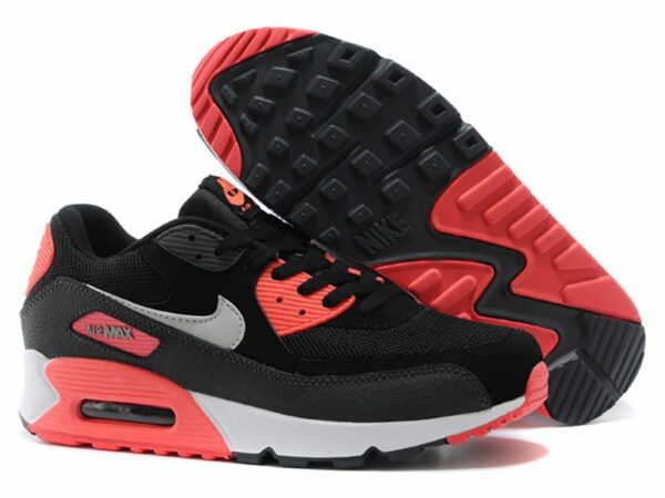 Nike Air Max 90 черные с красным (35-39)