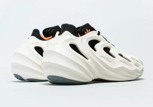 Adidas adiFOM Q "Wonder White/Core Black" белые с черным мужские-женские (40-44)